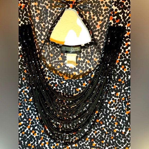 JTB Women’s Cap Sleeve Blouse w/Unique Beaded Neckline. - Picture 2 of 7